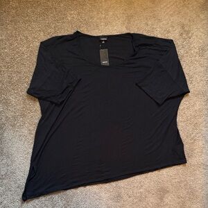 NWT Torrid Short Sleeve Tee Size 3 22-24